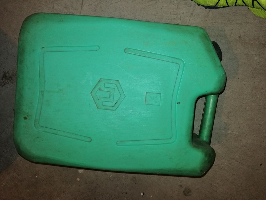 Пластмасова туба 20 литрова