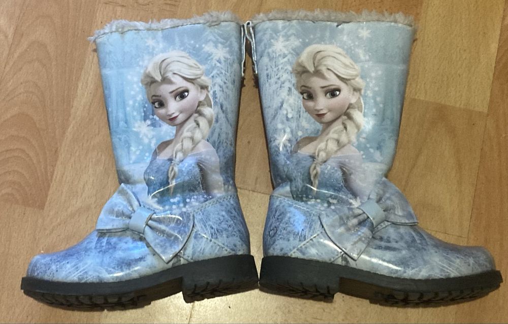 Продам детские сапожки бу