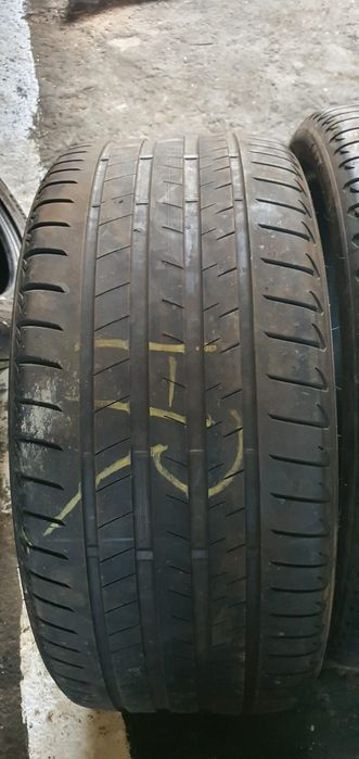 Гуми 2бр 275/35/21 - 1бр  - 169лв