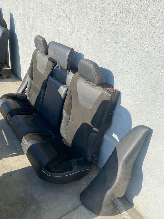 Interior cu incalzire in scaunele din fata VOLVO S60 R-DESIGN 2010-2017
