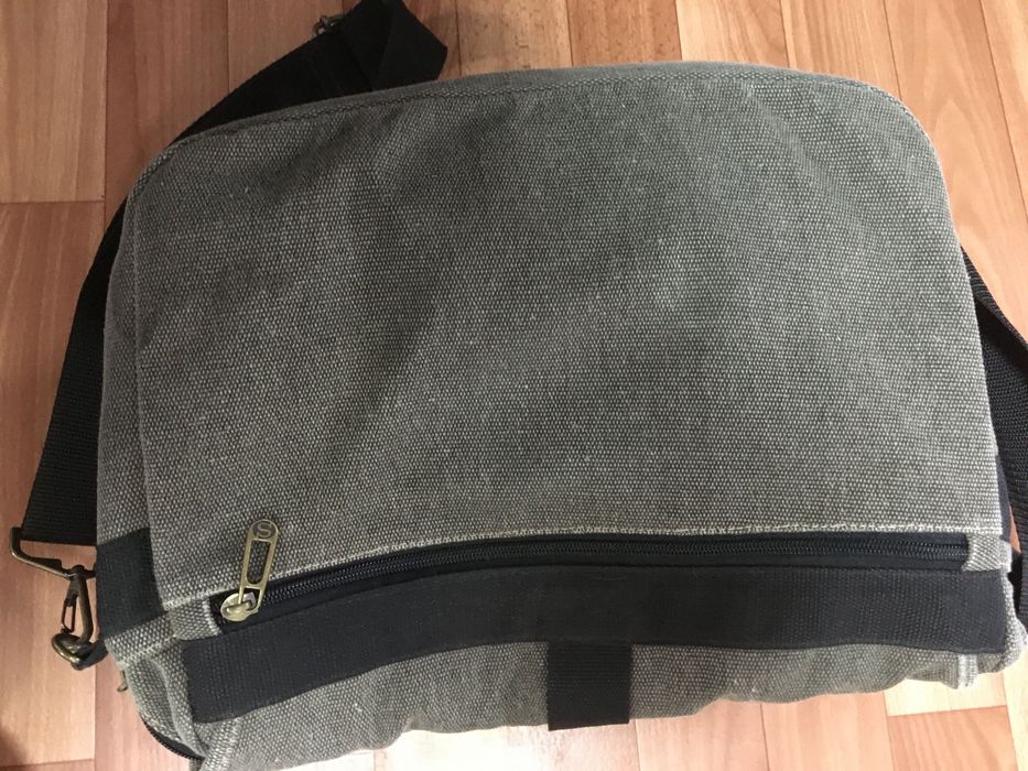 Продам сумку мужскую