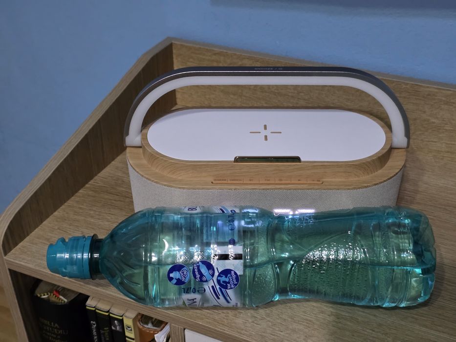 Ceas, încărcare wireless 15 w, lampa, boxa  4 în 1