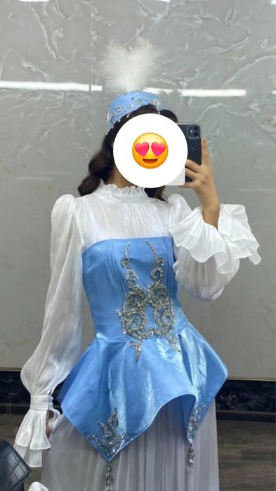 Продам Нарядное национальное платье голубого цвета!