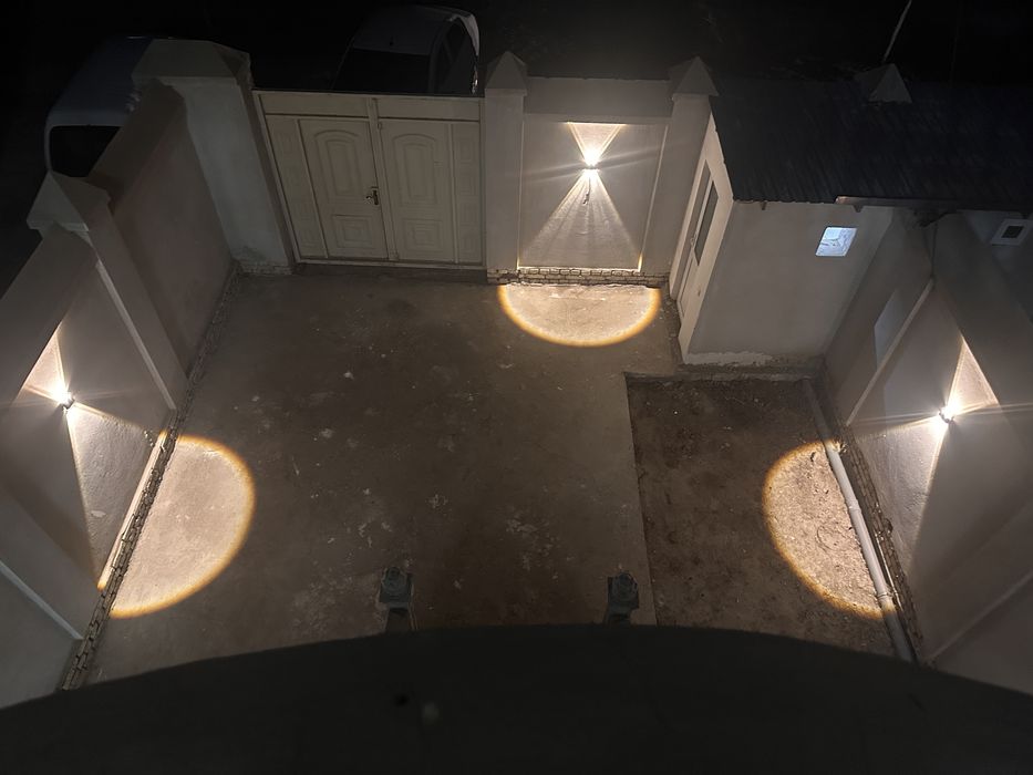 Urganch shaxarda 2 etaj va podval li hovli joy sotiladi