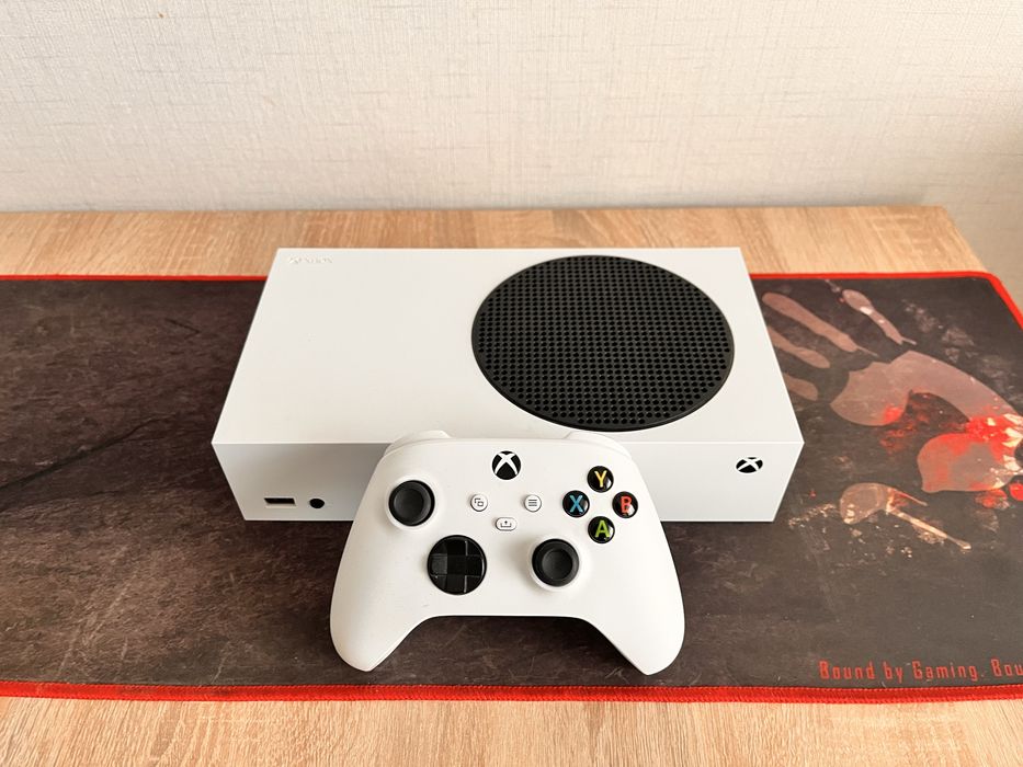 Игровая консоль Xbox Series S