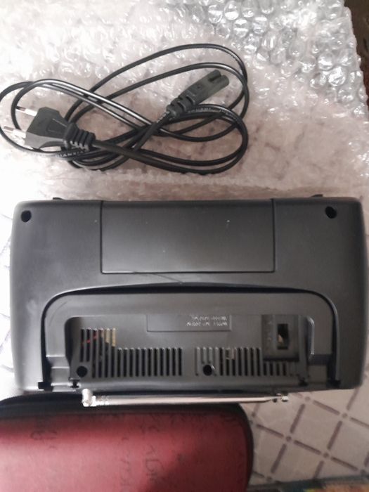 Продам  радиоприемник, новый