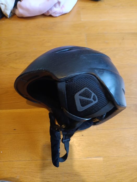 Жилетка за Ски,сноуборд и каски.