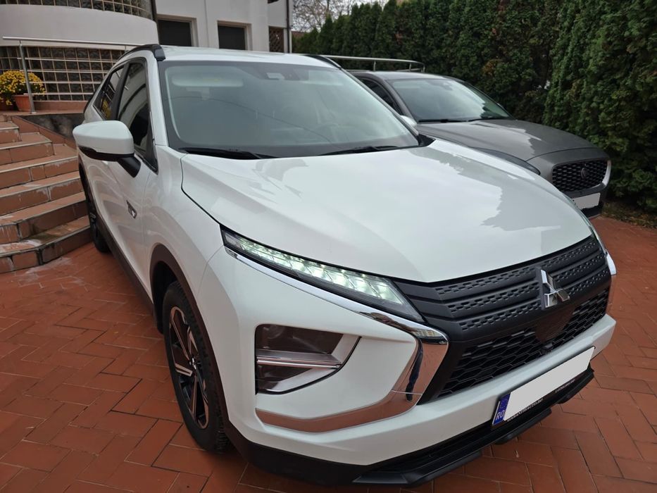 Mitsubishi Eclipse-Cross Garantieauto.ro Distronic 193CP Keyless LED4X4 Incalzrie Scaune Camera