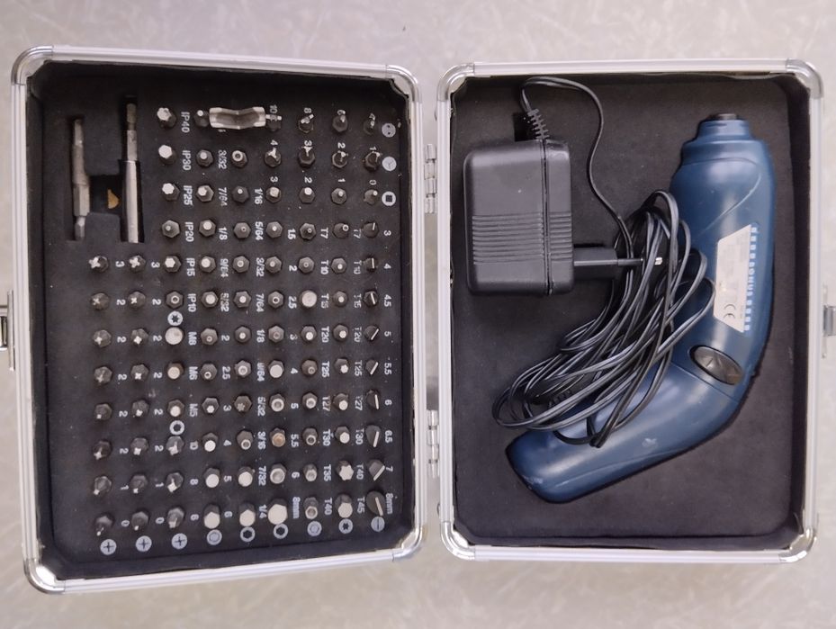 Отвёртка аккумуляторная.