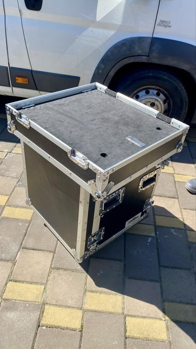 Rack case 10 U (Dynacord,fbt,rcf, L Acoustics)