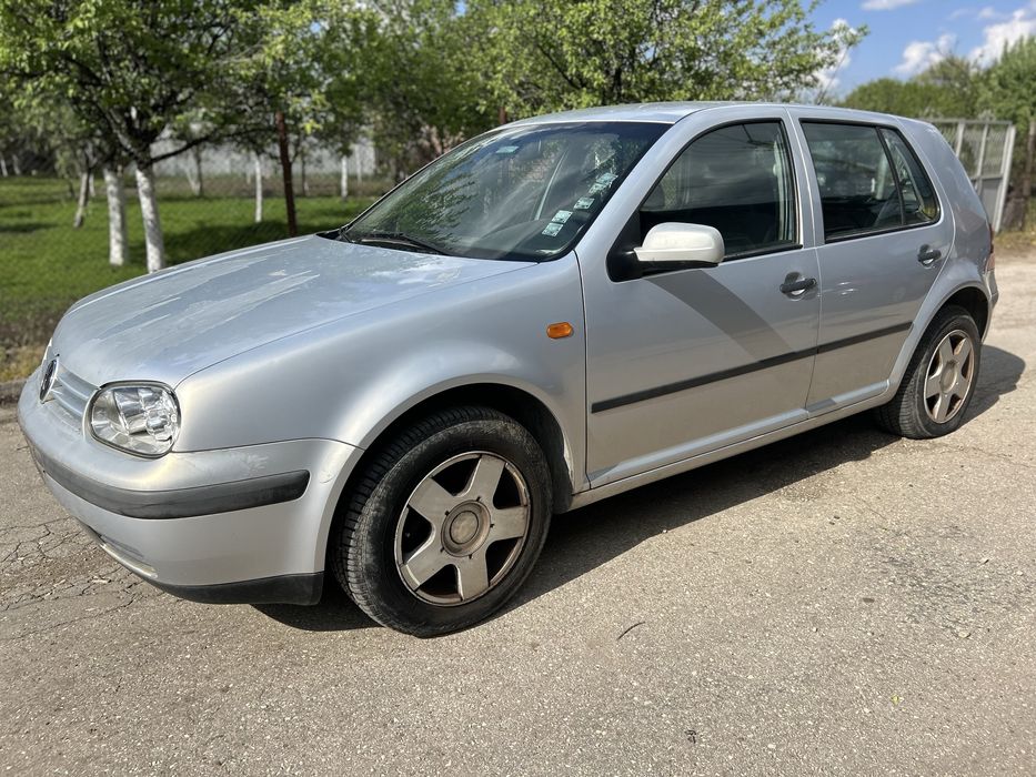 Голф 4 1,4 75кс на части/VW golf 4 1,4i 75ks na chasti