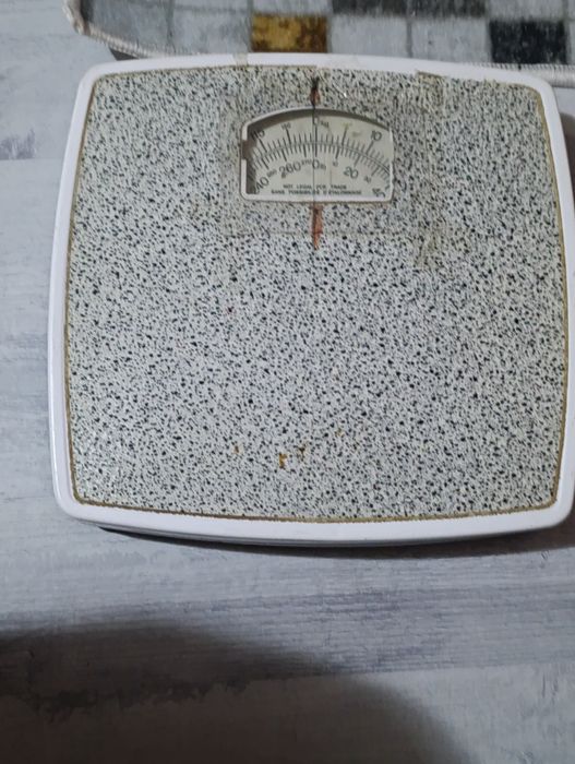 Напольные механические весы