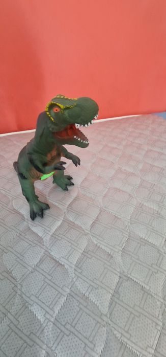 Продавам детски играчки