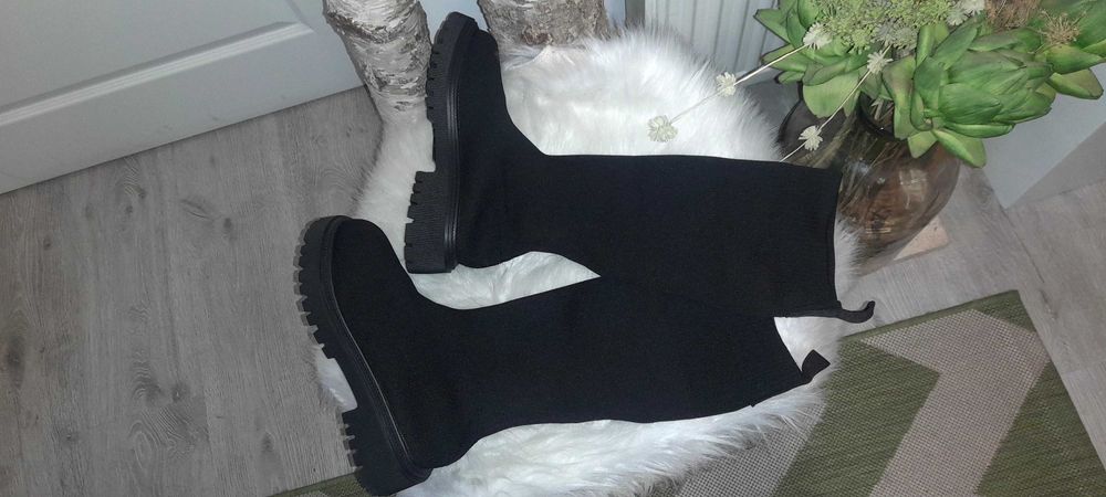 Cizme lungi la moda - NOU