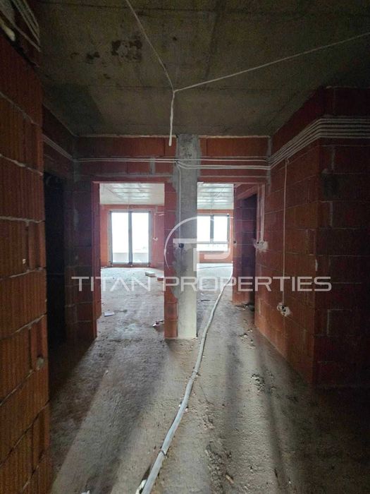 Продава се Тристаен апартамент в Пловдив, Гагарин - 122 кв.м за 1296 €/кв.м - Снимка #5