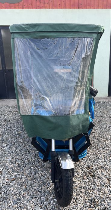 Vand triciclu electric 1,8 KW, 60V - autonomie 50 km- aptoape nou.