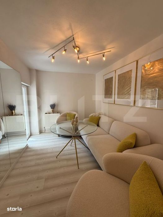 Apartament 3 camere, decomandat, zona Centrala