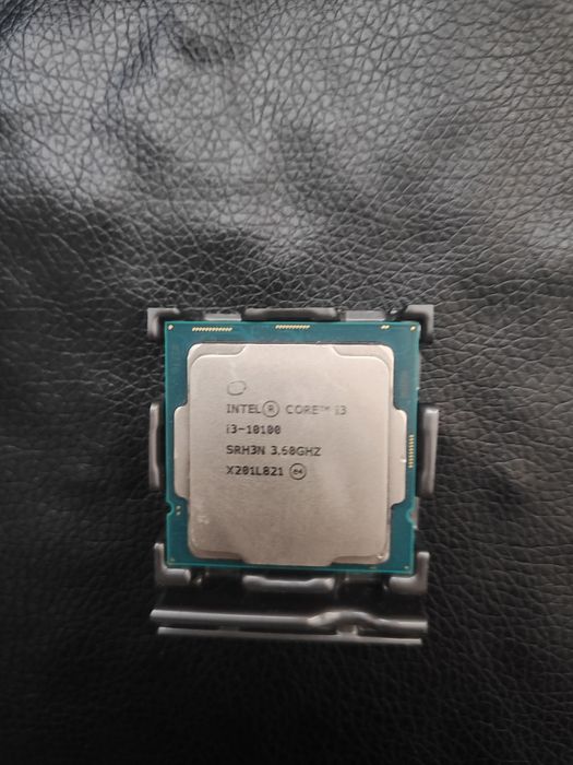 Процессор Intel Core i3 10100 / LGA 1200