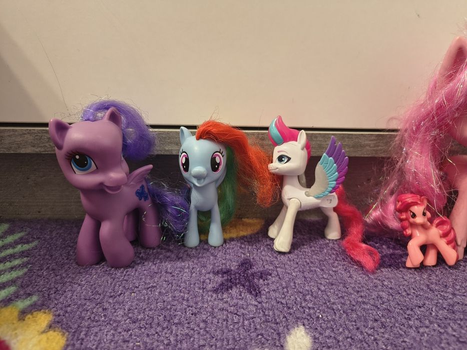 Vând unicorni/ ponei