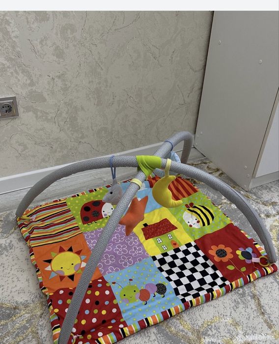 Развивающий коврик