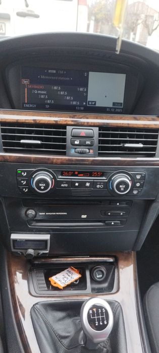 BMW E91 318 Business line 2007 година