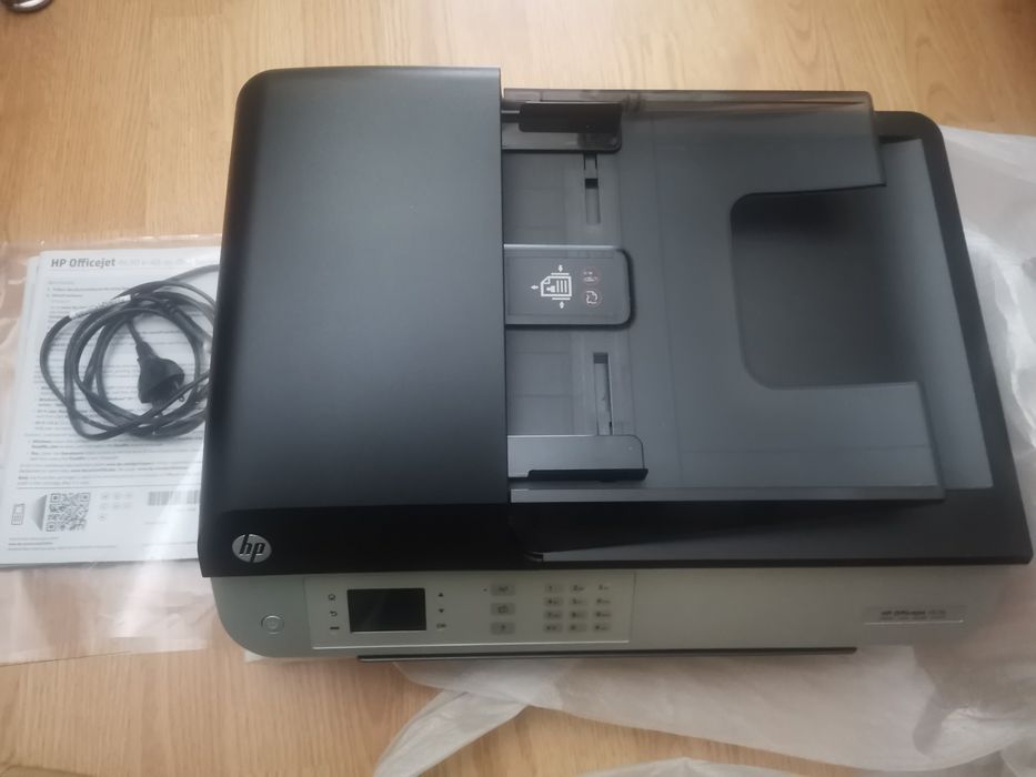 Imprimantă HP Officejet 4630 multifunctionala, wireless
