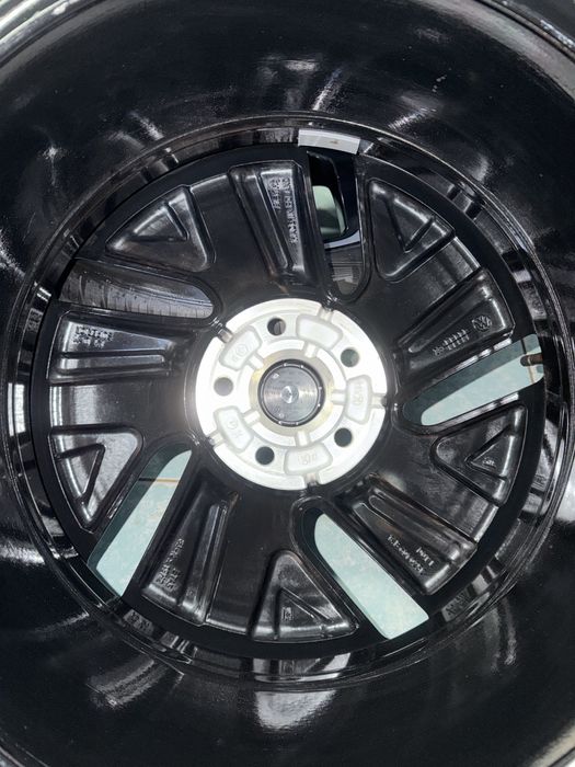 Jante aliaj NOI  R19 VW ID7 Tiguan Tayron  235/50/19 M+S Continental