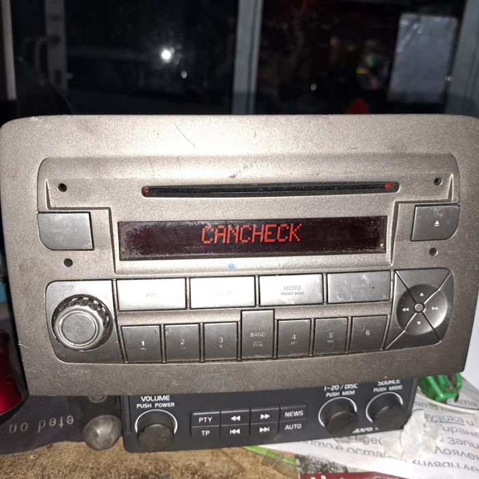 Оригинално радио Fiat.Punto.Croma. Fiorino.Qubo.Pan