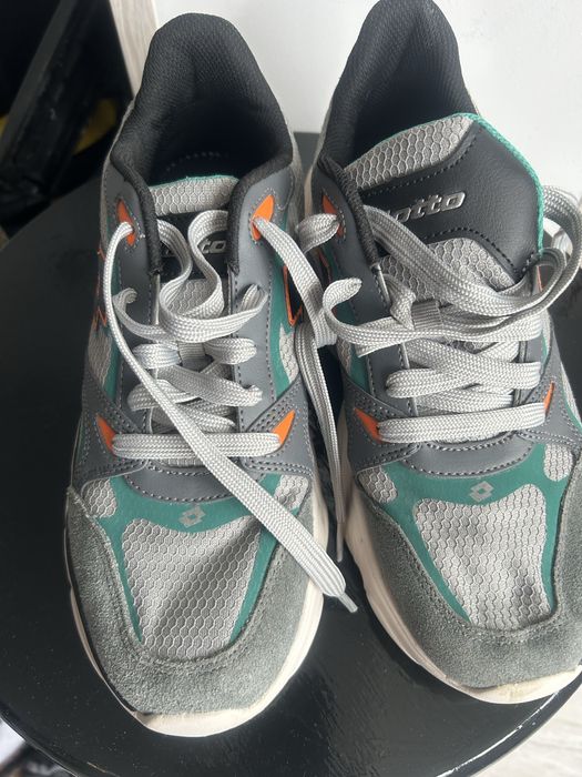 Adidasi Lotto
