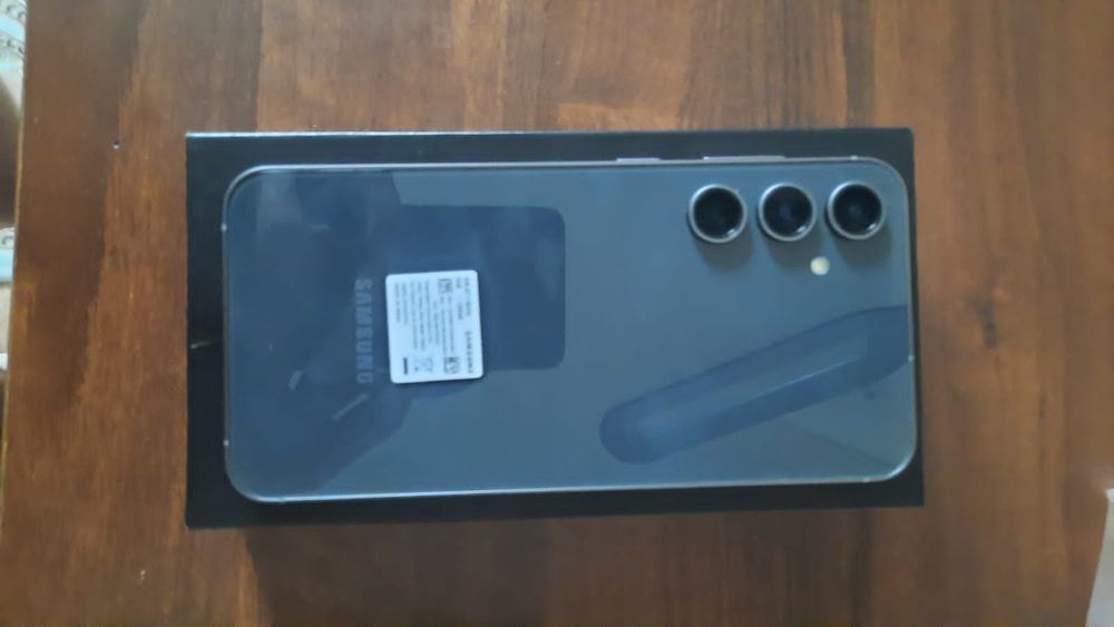 Samsung s23 fe продажа/обмен