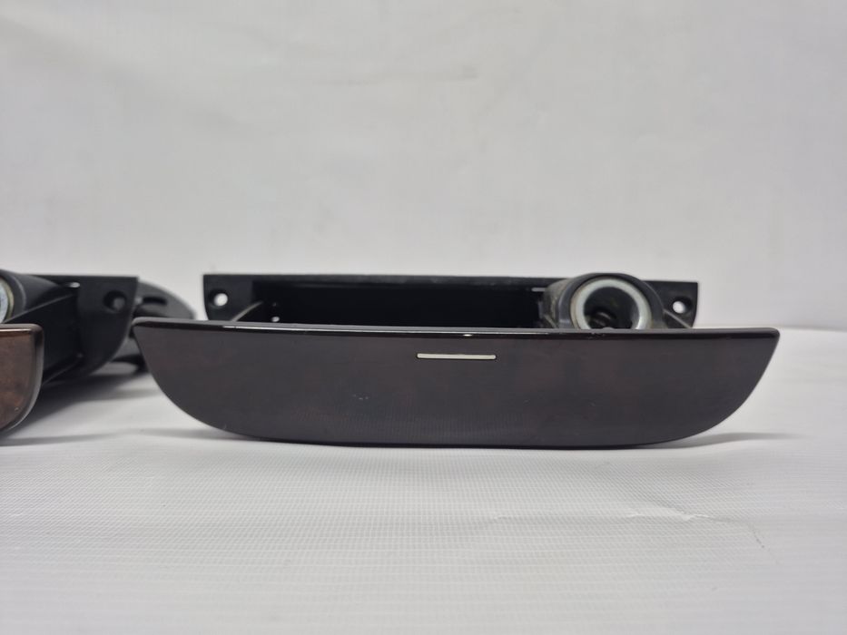 Пепельница Mercedes W220