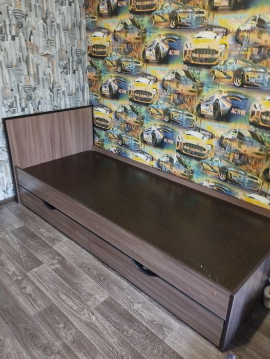 Продам кровать новую