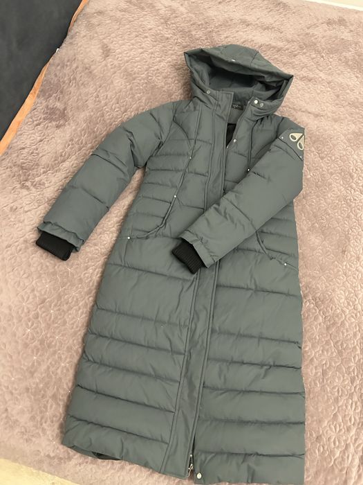 Куртка теплая в отличном состоянии