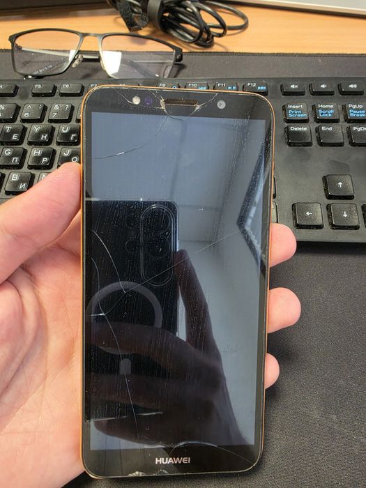 Продам Huawei Y5 Lite