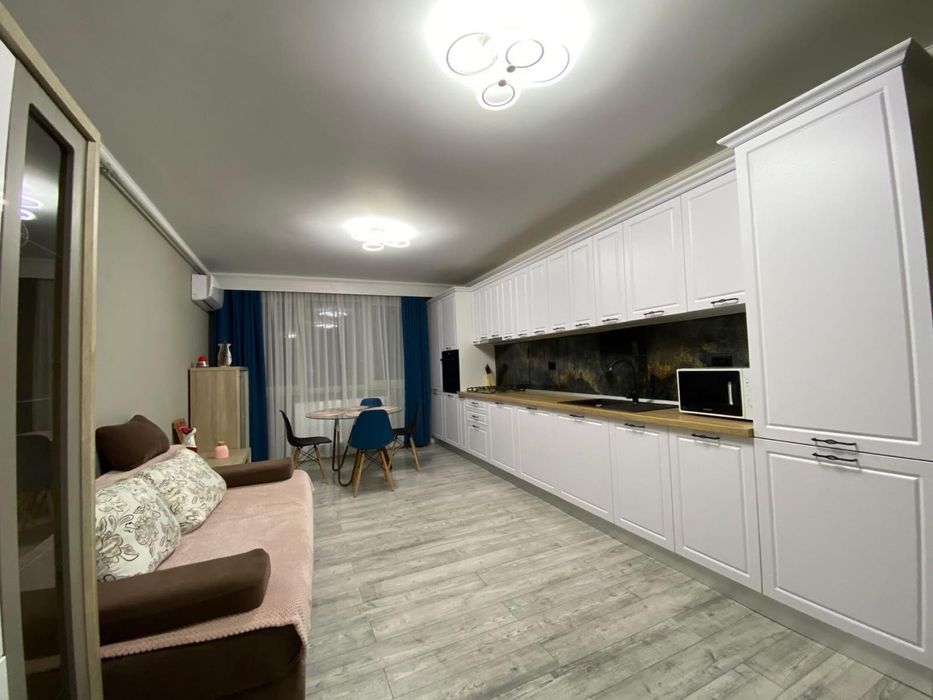 De închiriat – Apartament