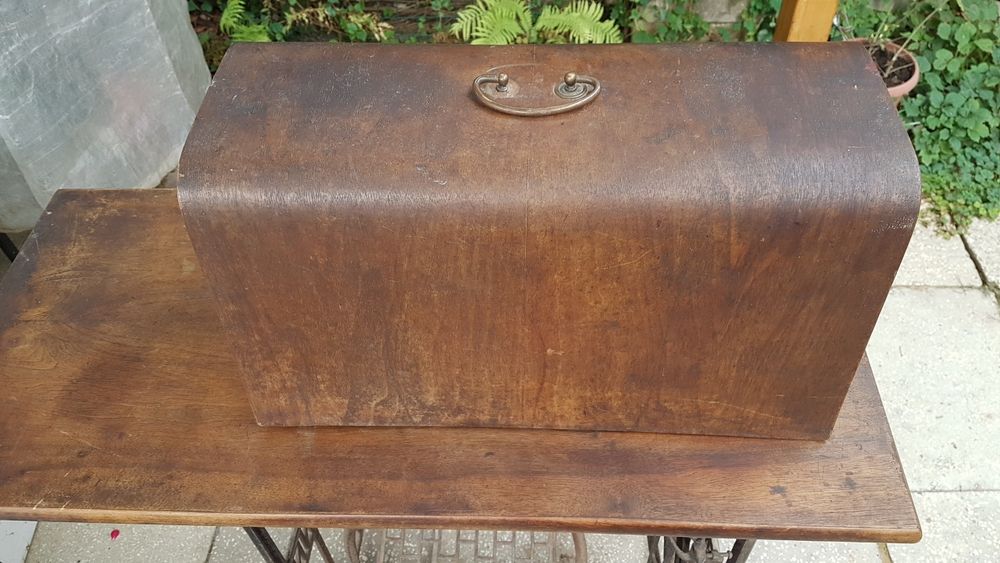 Naumann masina cusut colecție, decor sau utilizare