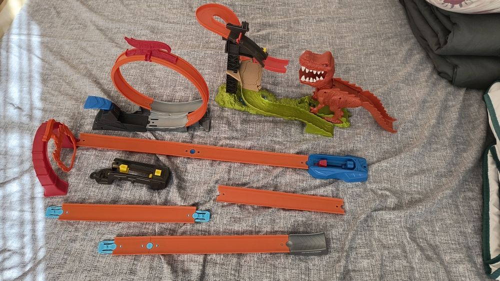 Писти Hot wheels