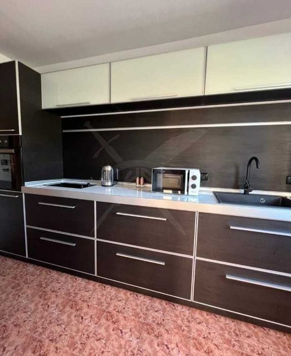 Продава се Тристаен апартамент в Свети Влас - 110 кв.м за 1500 €/кв.м - Снимка #2