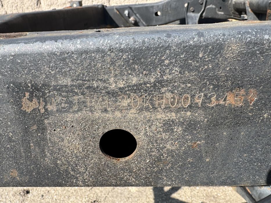 Рама Шаси с документи за Мицубиши Л200