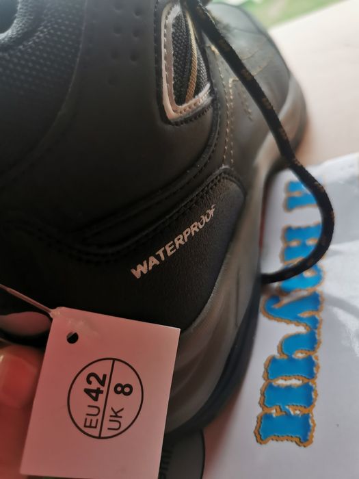 Туристически обувки НОВИ