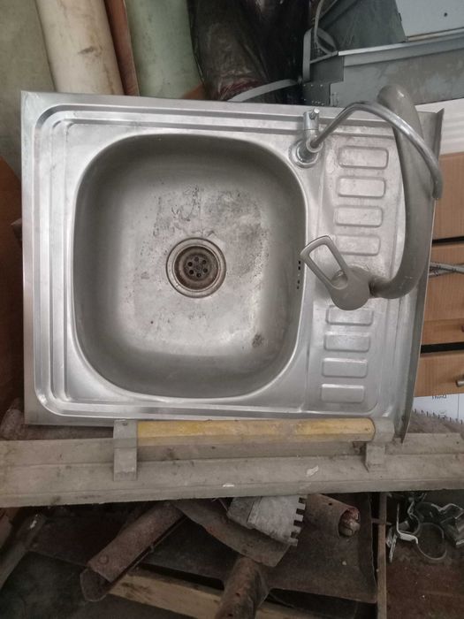 Продам раковину б/у