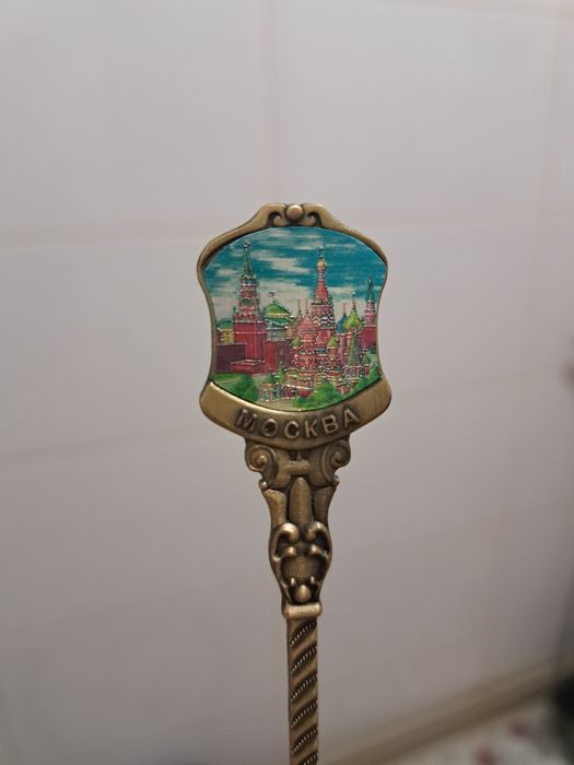 Продам сувенирную ложку