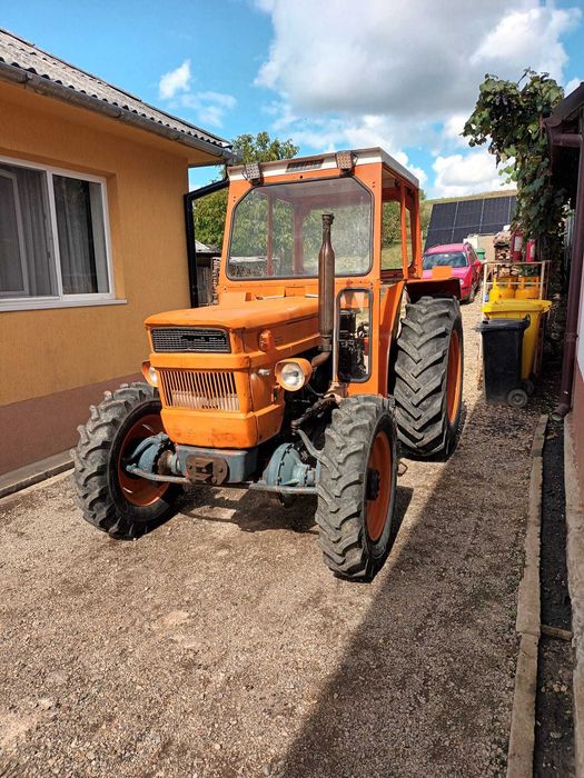 Tractor Fiat 550 DT 4x4