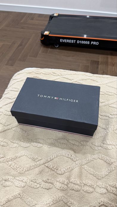 Кеды от Tommy Hilfiger