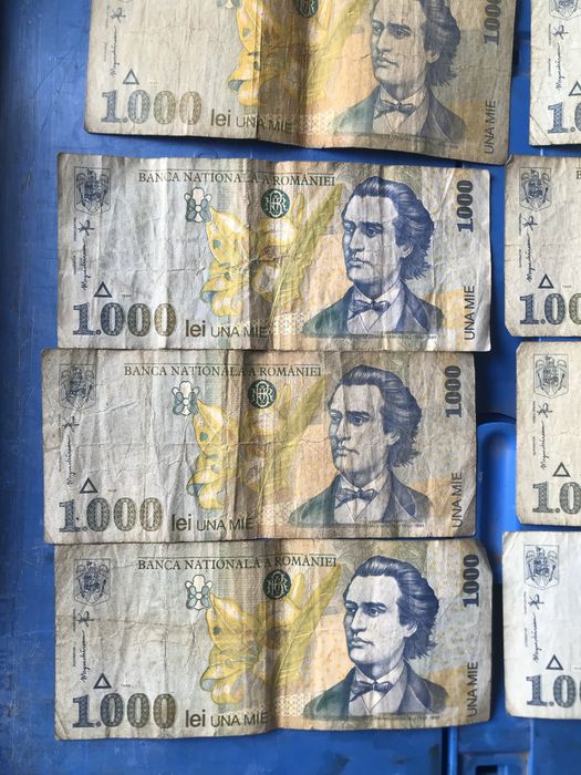 10 bancnote de 1000 de lei