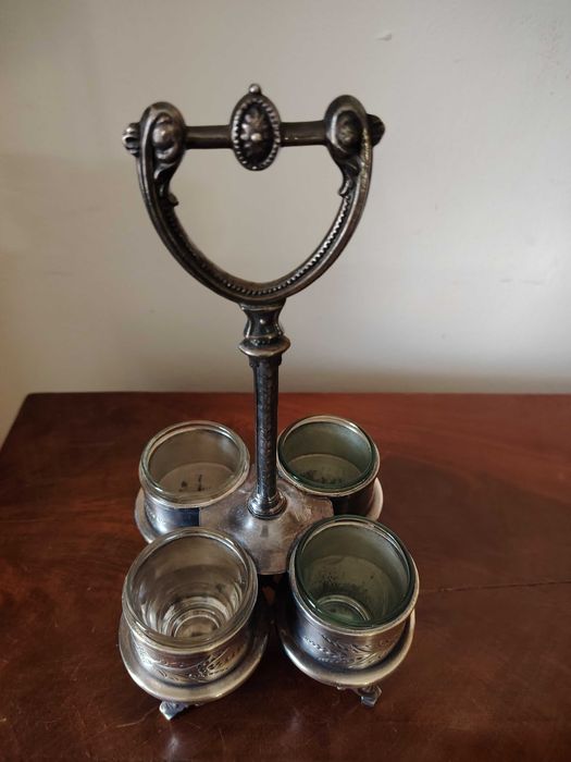 cadouri cristal /sticla  /lemn / metal / papuse / cruce / caseta /oliviera