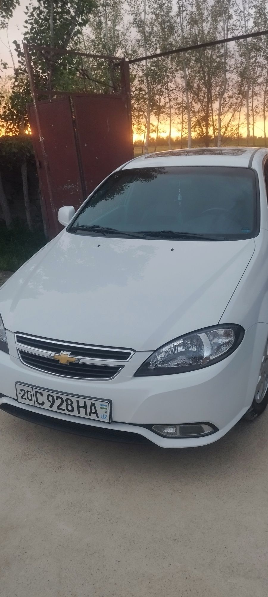 chevrolet lacetti - Легковые автомобили в Баяут - OLX.uz