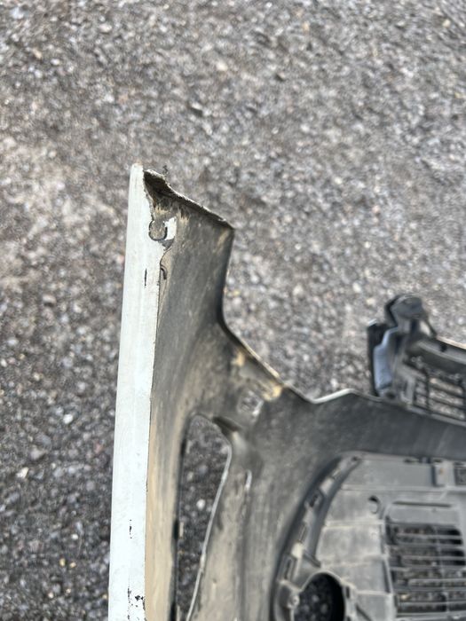 Бампер с решетками в сборе