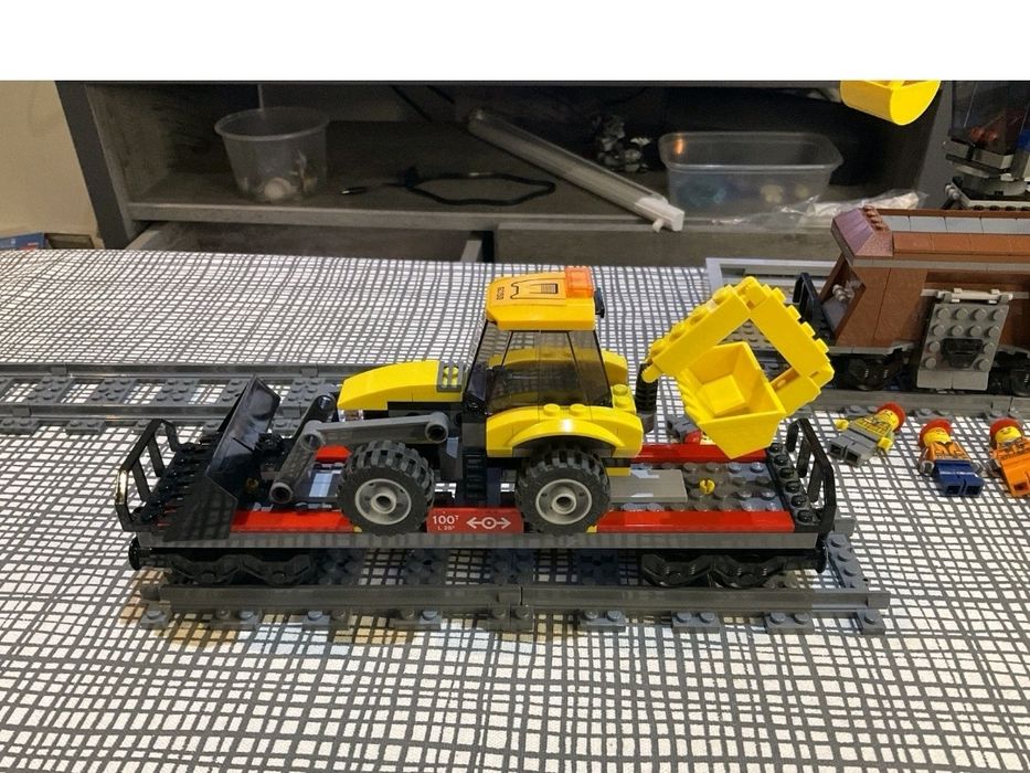 Lego  Heavy Haul Train 60098