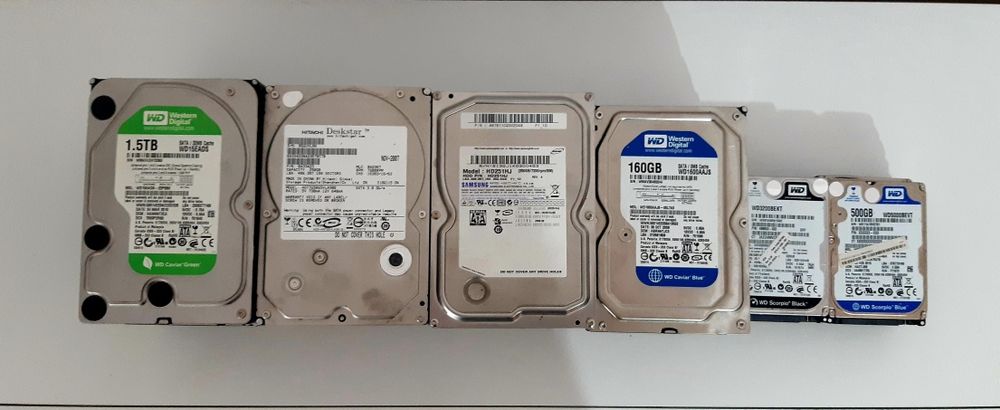 2.5インチ HDD 12点 1TB×3、500GB×7、250GB、160GB hdd 25 1tb - Hard disk-uri oferte online | OLX.ro